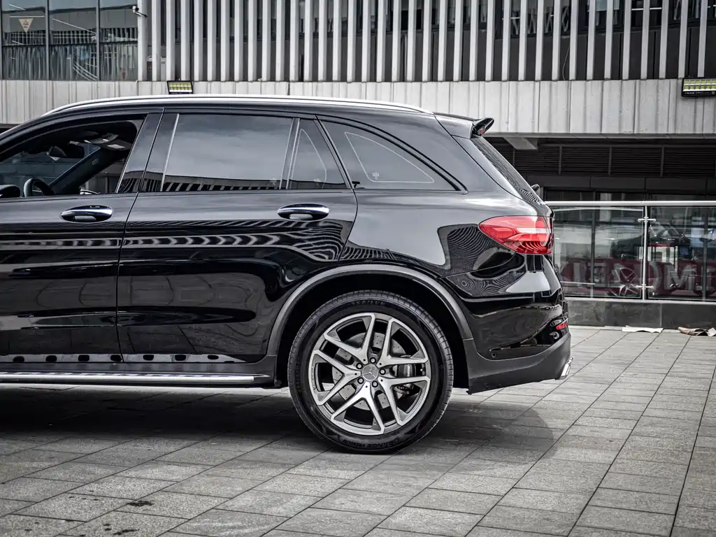 Mercedes-Benz GLC AMG 2018 AMG GLC 63 4MATIC+ купить на сайте DeffCars