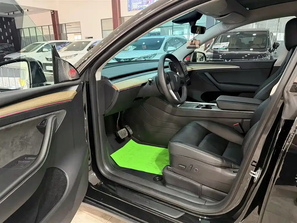 Model Y 2022 facelift rear-wheel drive version купить на сайте DeffCars