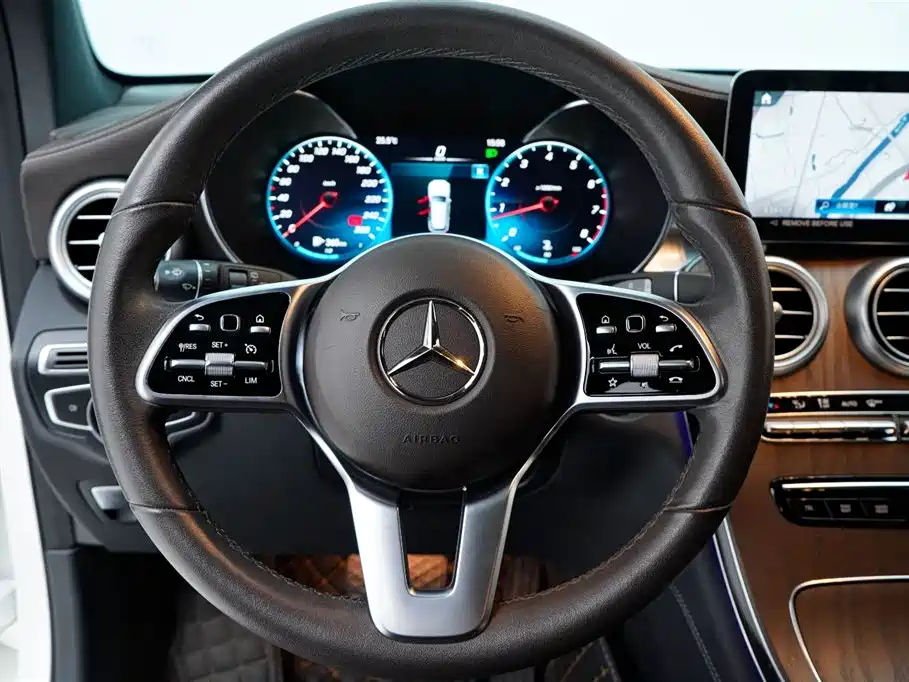 Mercedes-Benz GLC 2022 facelift GLC 260 L 4MATIC luxury model купить на сайте DeffCars