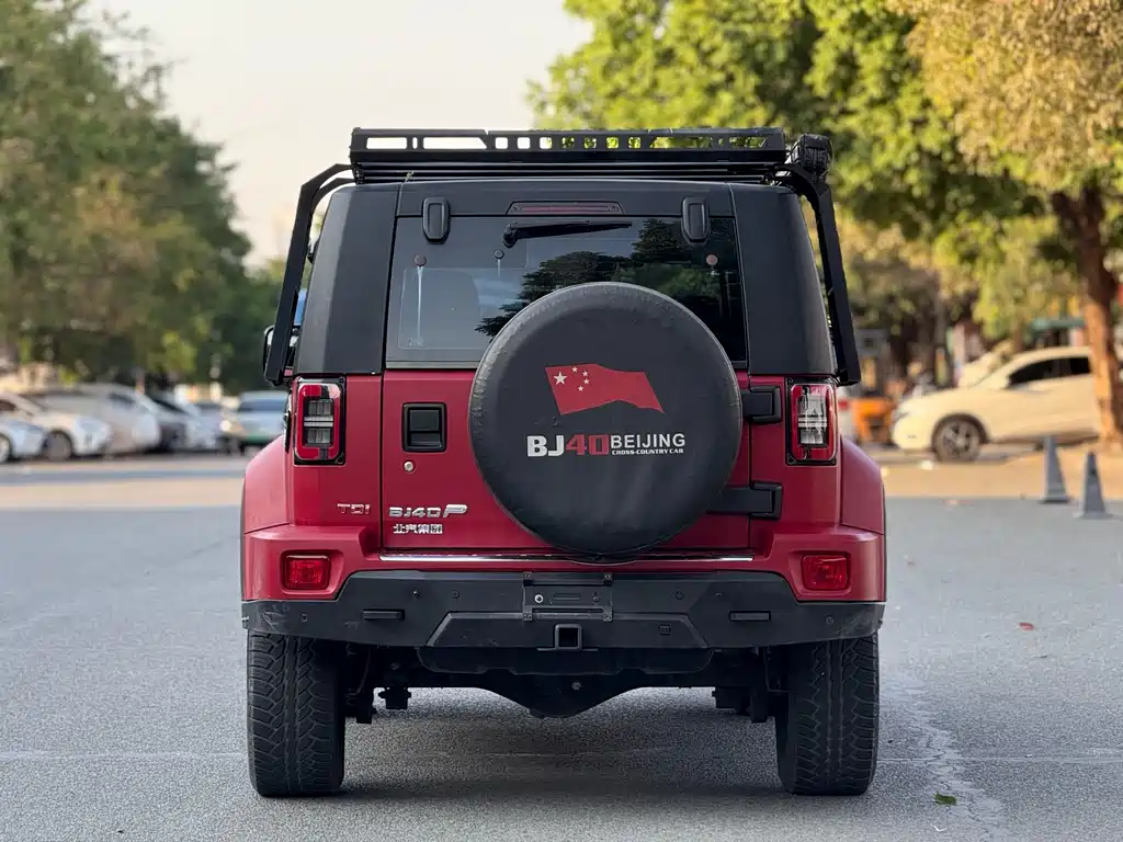 Beijing Off-Road BJ40 2021 2.0D Automatic Four-wheel Drive Blade Hero Edition Knight Type купить на сайте DeffCars