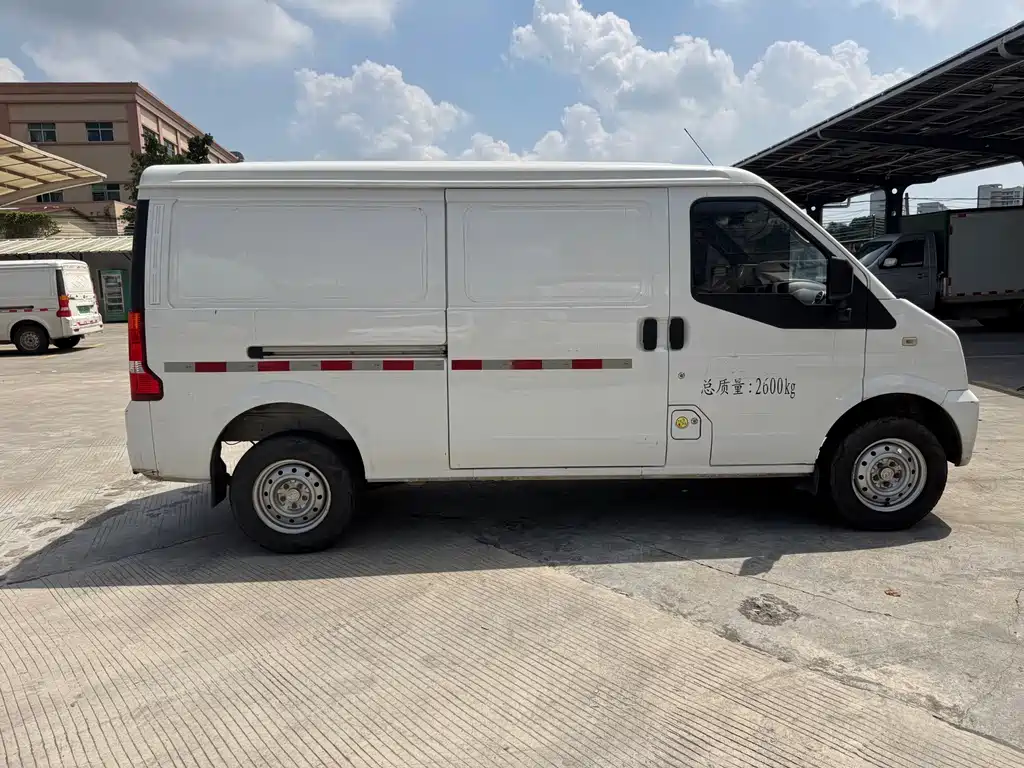 Ruichi EC35 2023 EC35V Standard 38.64 kWh купить на сайте DeffCars