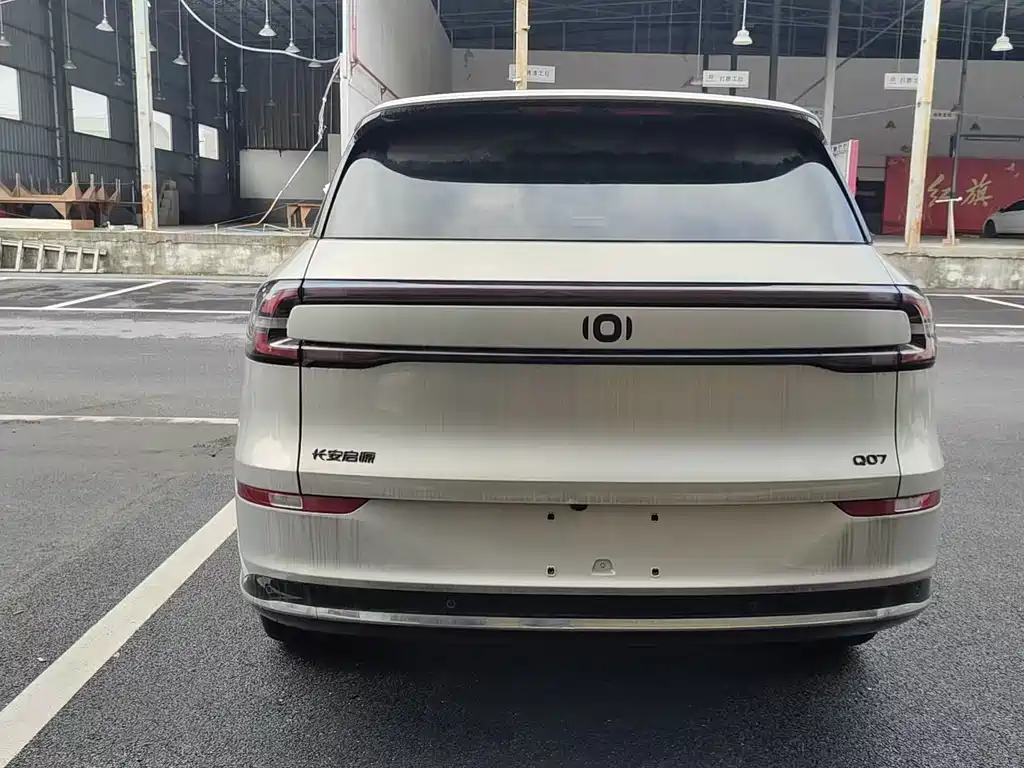 Changan Qiyuan Q07 2025 215 flagship model купить на сайте DeffCars