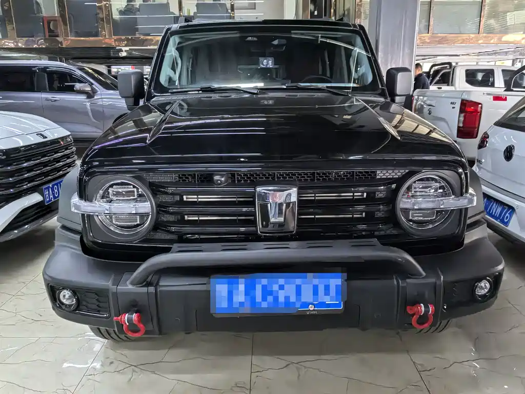 Tank 300 2025 2.0T gasoline challenger купить на сайте DeffCars