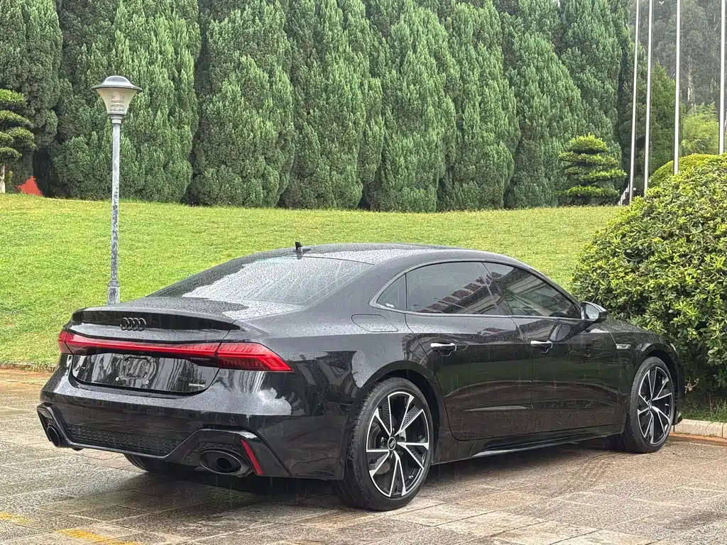 Audi A7L 2024 45 TFSI quattro luxury model купить на сайте DeffCars