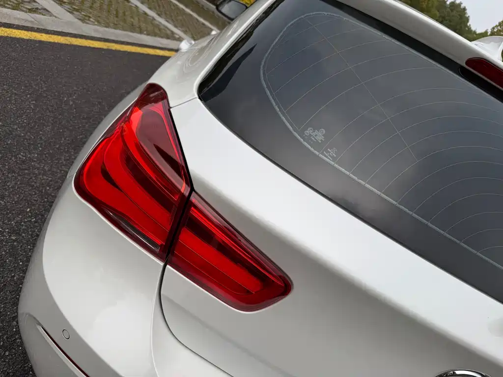 BMW 1 Series imported 2016 118i leading model купить на сайте DeffCars