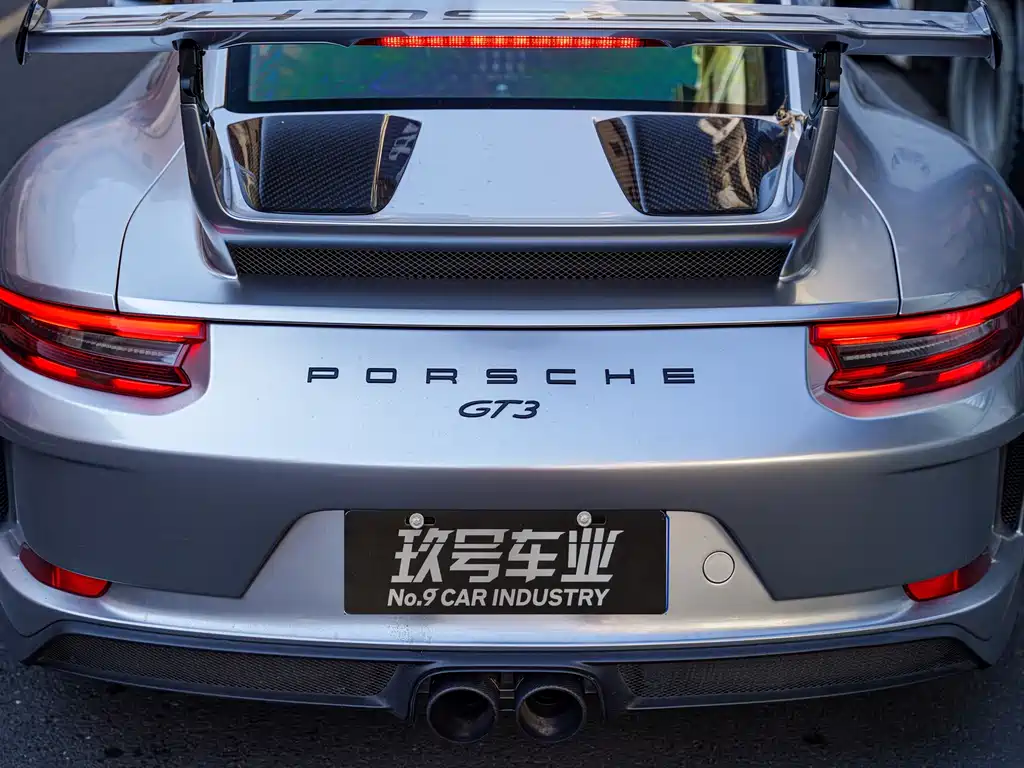 Porsche 911 2018 GT3 4.0L купить на сайте DeffCars