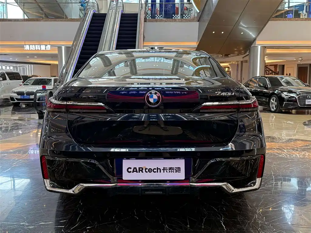 BMW 7 Series 2023 735Li M Sports Package купить на сайте DeffCars