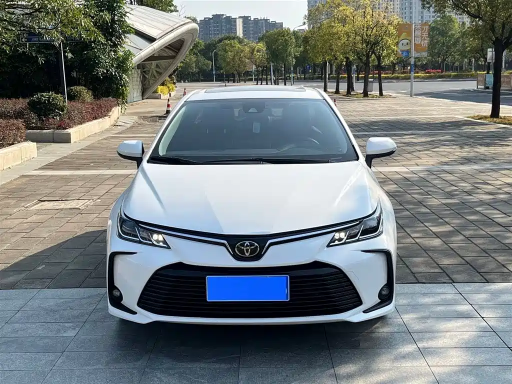 Corolla 2021 1.2T S-CVT Elite PLUS Edition купить на сайте DeffCars