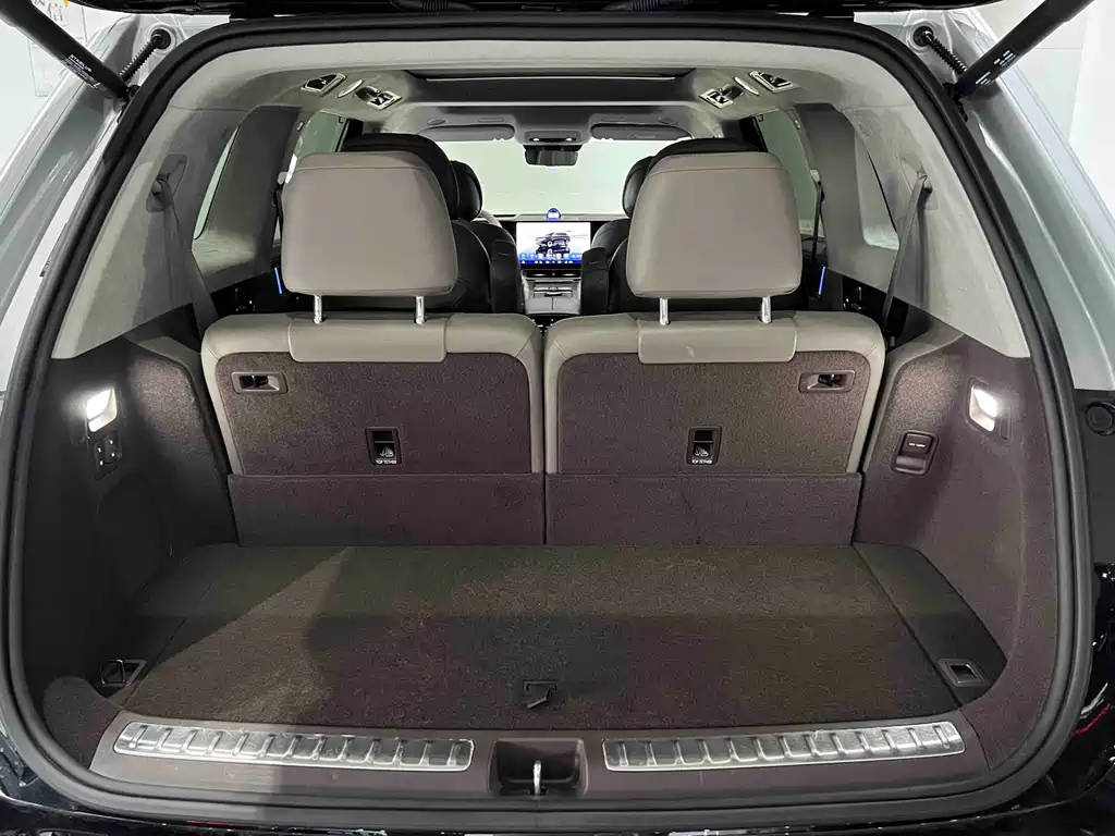 Aito M9 2024 Extended Range Max 52kWh 6 Seater купить на сайте DeffCars