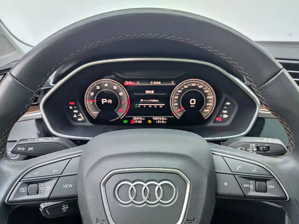 Audi Q3 2023 35 TFSI Fashionable and Elegant Model (1.4T) купить на сайте DeffCars