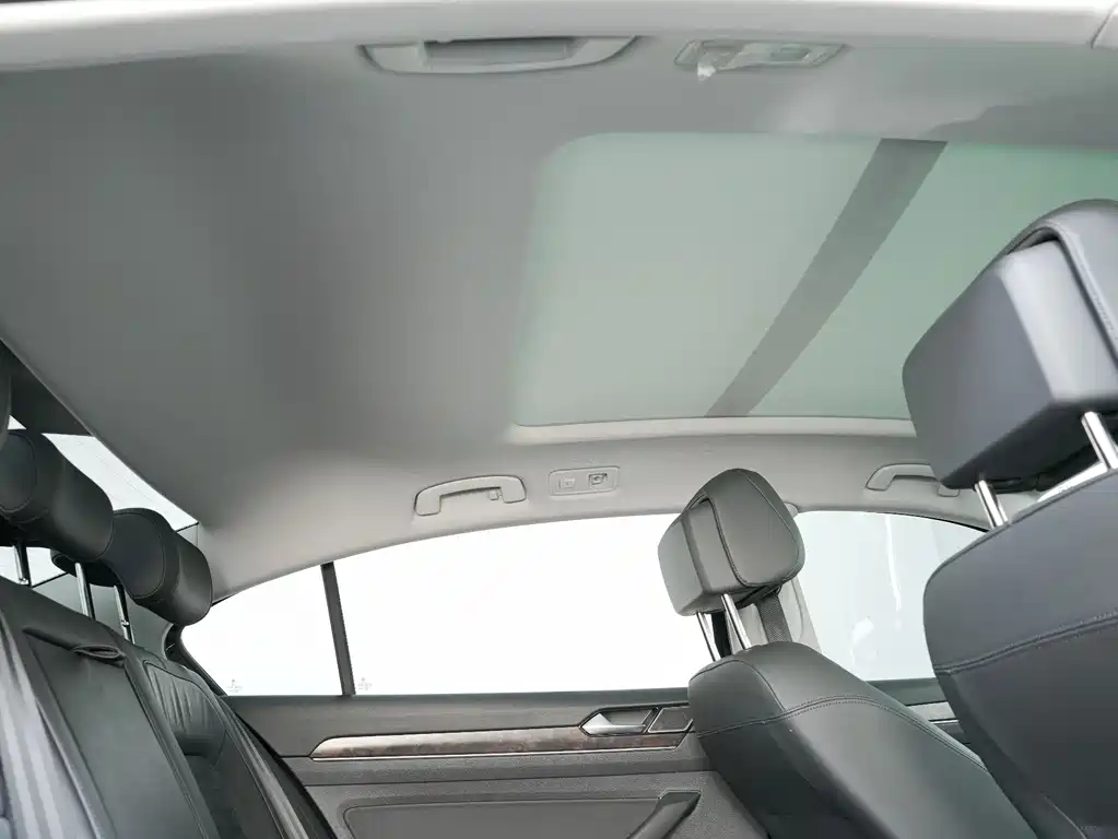 Magotan 2018 330TSI DSG luxury model купить на сайте DeffCars