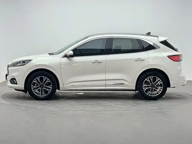 Ruiji 2020 EcoBoost 245 two-wheel drive smart model купить на сайте DeffCars