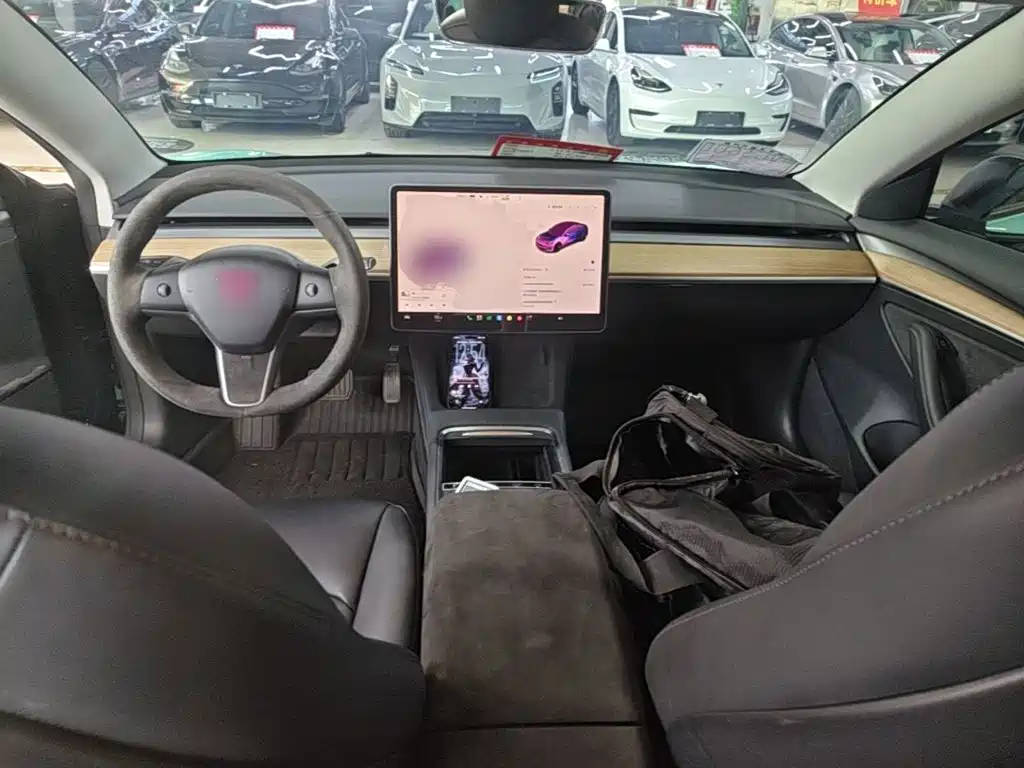 Model 3 2022 rear-wheel drive version купить на сайте DeffCars