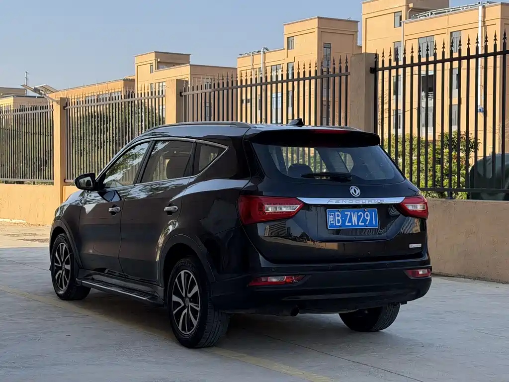 Fengguang 580 2017 1.5T CVT intelligent connected type купить на сайте DeffCars