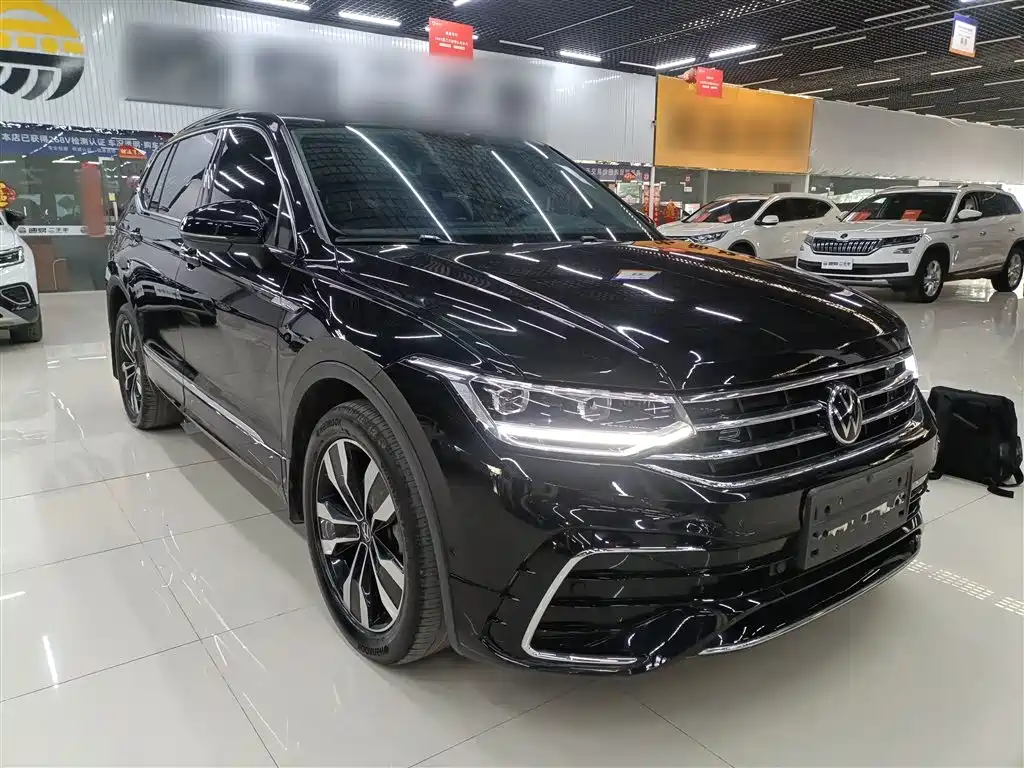 Tiguan L 2022 330TSI automatic two-wheel drive R-Line version купить на сайте DeffCars