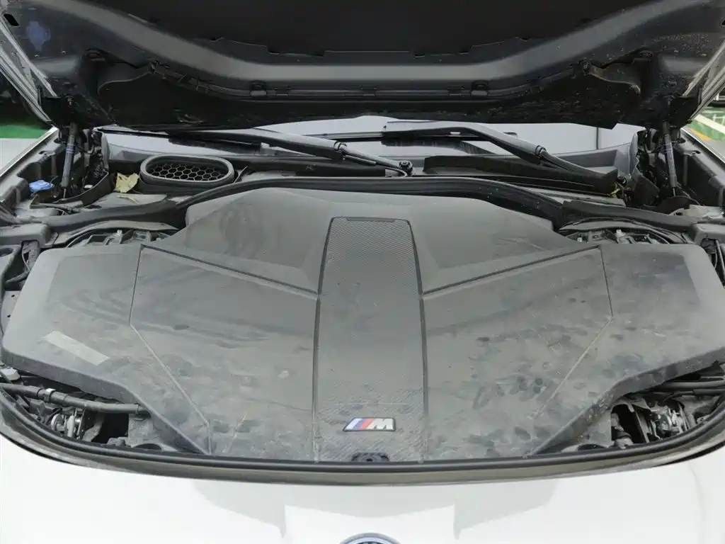 BMW i7 M70L 2023 M70L купить на сайте DeffCars