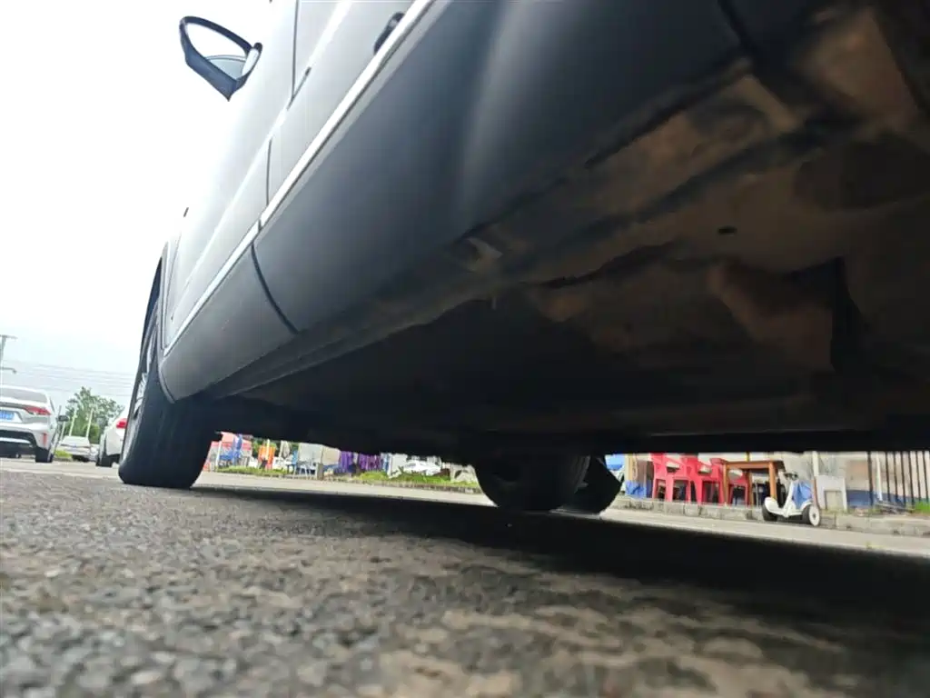 Hongqi HS5 2019 2.0T Zhilian Flagship Edition купить на сайте DeffCars