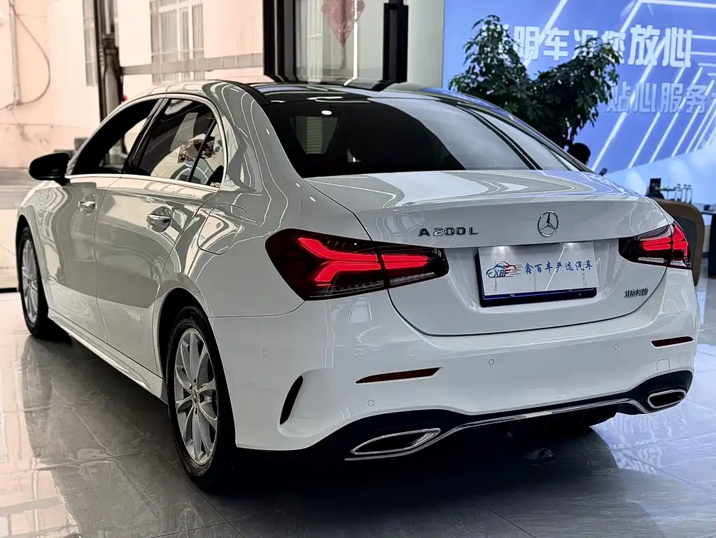 Mercedes-Benz A-Class 2021 A 200 L Sports Sedan Fashionable купить на сайте DeffCars