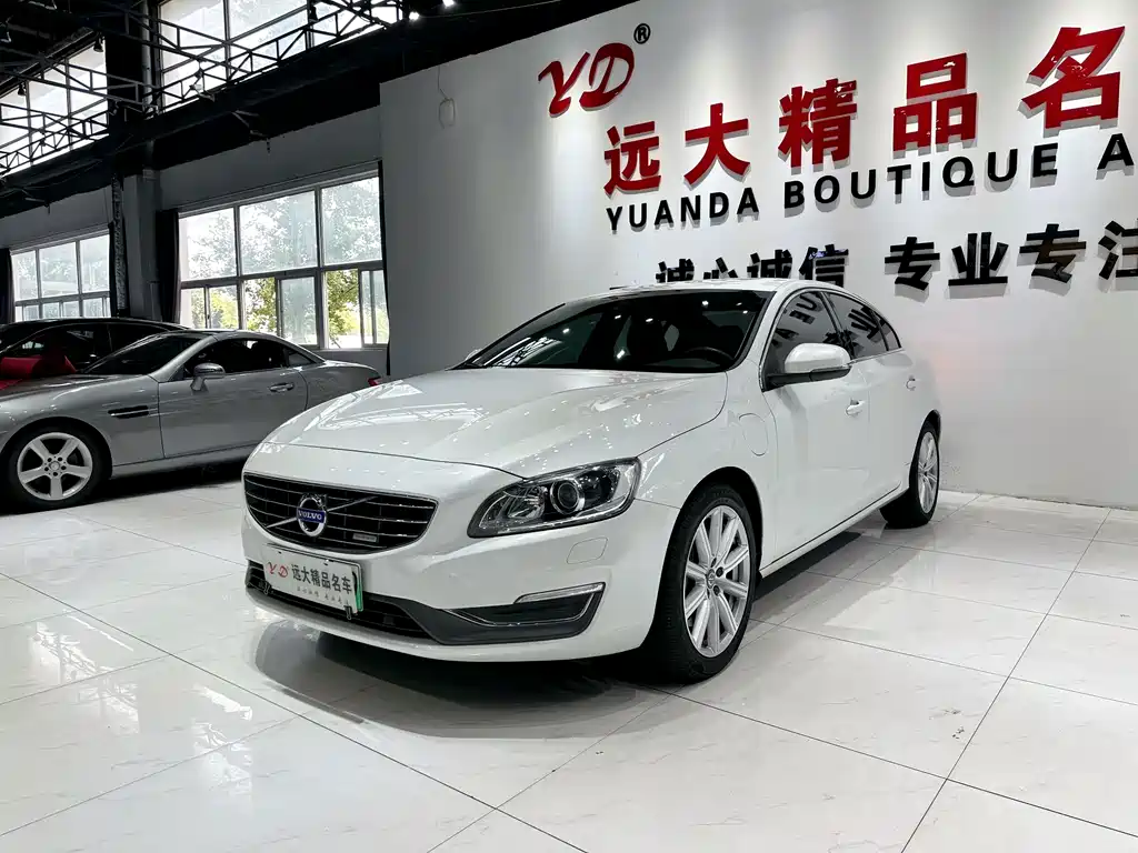 Volvo S60 Plug-in Hybrid 2015 S60L E-Drive Hybrid T6 Smart Edition купить на сайте DeffCars