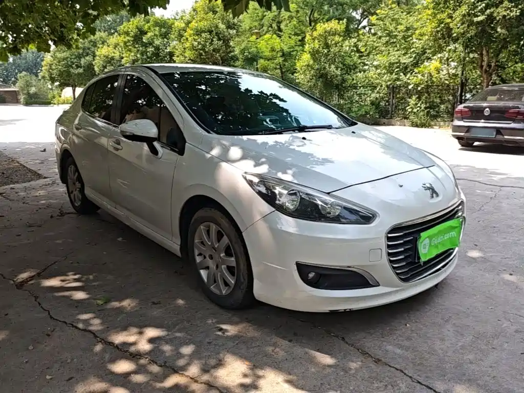 Peugeot 308 2013 1.6L Automatic Premium Edition купить на сайте DeffCars