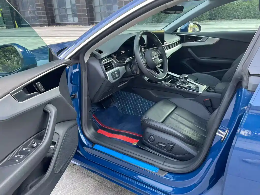 Audi A5 imported 2023 Sportback 40 TFSI fashionable and dynamic купить на сайте DeffCars