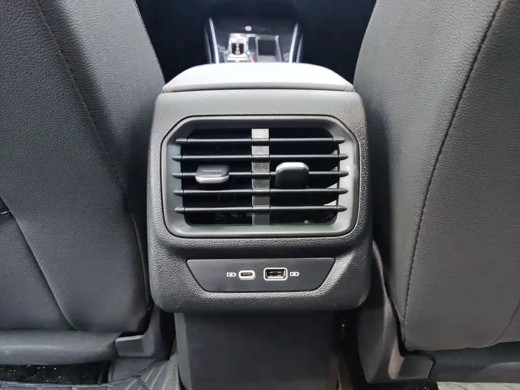 Lingdu 2022 Lingdu L 280TSI DSG Hot Edition купить на сайте DeffCars