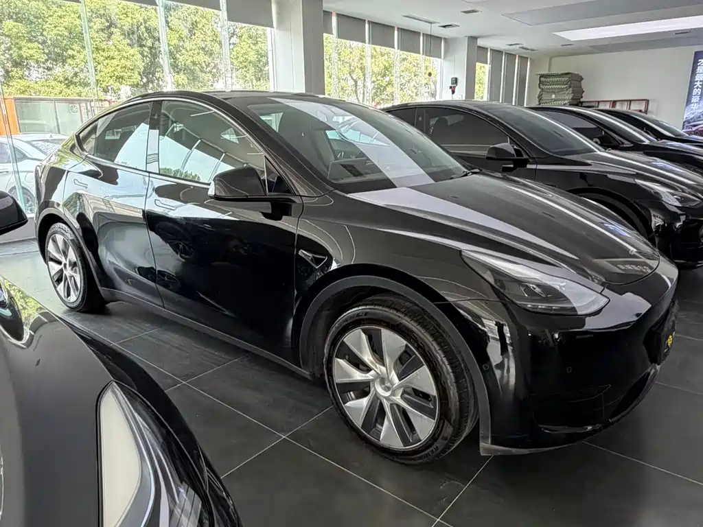 Model Y 2022 facelift rear-wheel drive version купить на сайте DeffCars