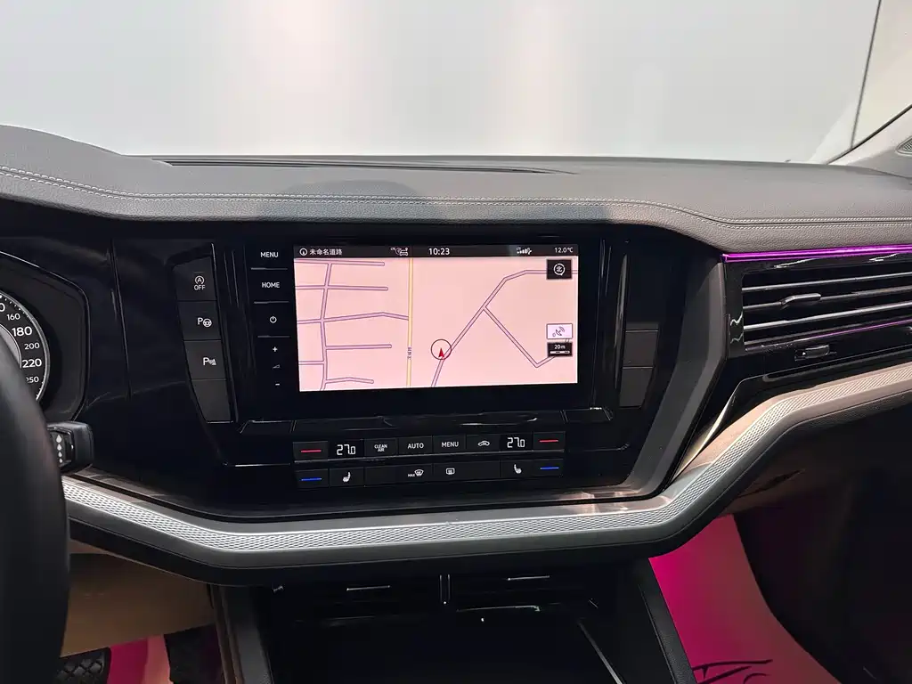 Touareg 2021 2.0TSI Pilot Special Edition купить на сайте DeffCars