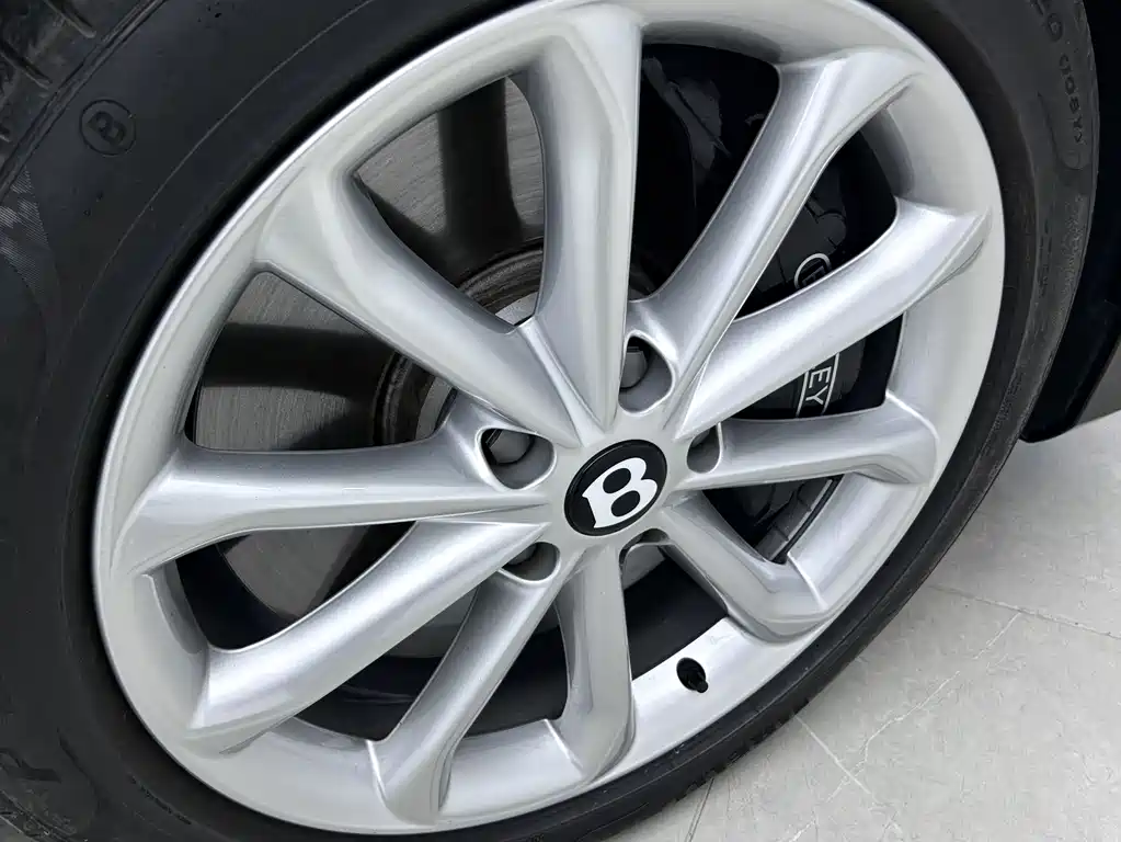 Flying Spur 2022 4.0T V8 Standard Edition купить на сайте DeffCars