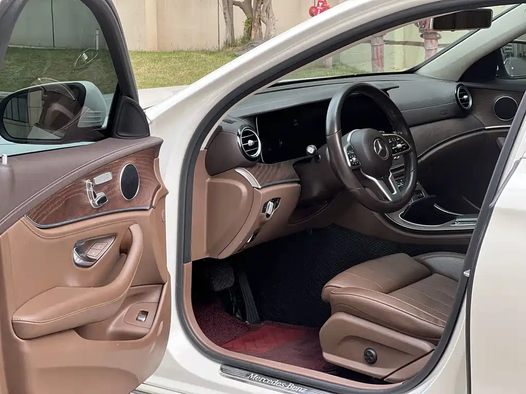 Mercedes-Benz E-Class 2019 E 260 L купить на сайте DeffCars