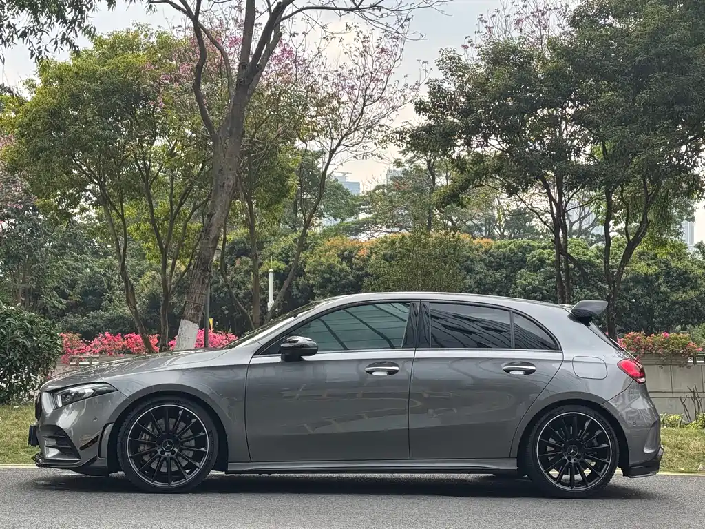 Mercedes-Benz A-Class AMG imported 2020 facelift AMG A 35 4MATIC купить на сайте DeffCars