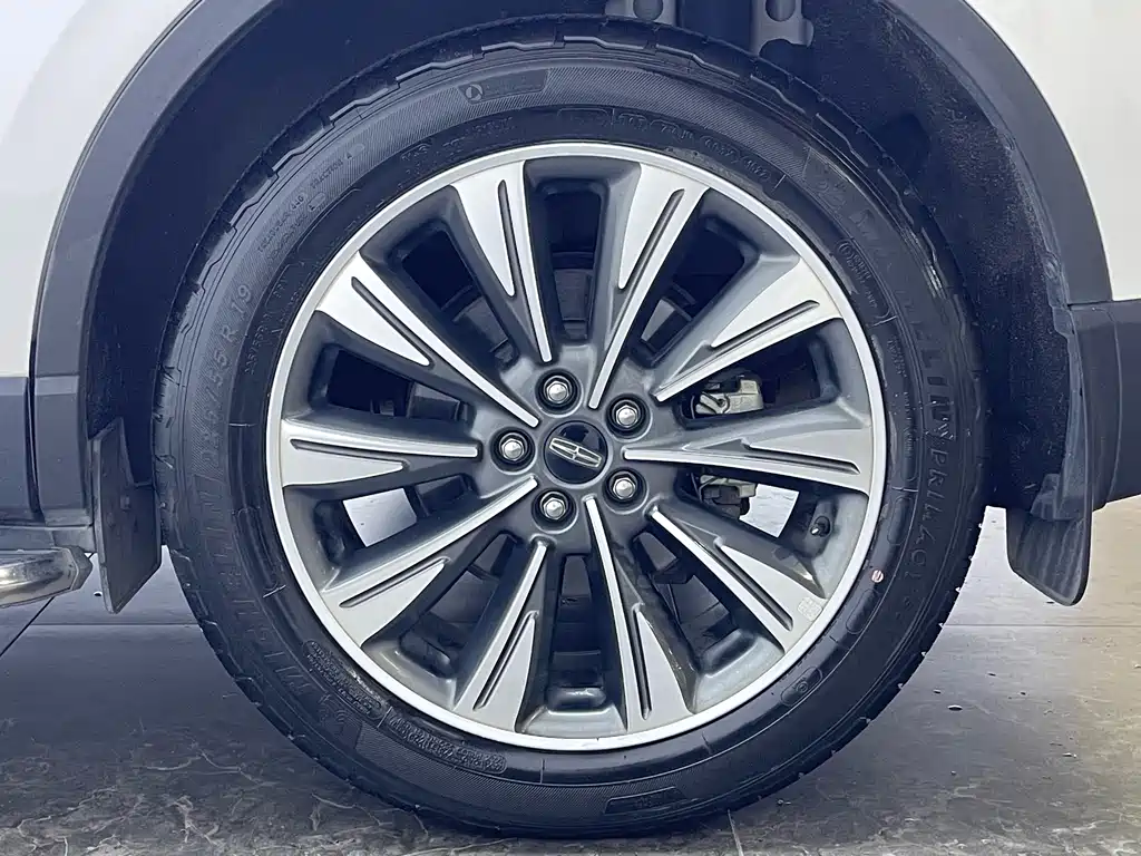 Adventurer 2022 2.0T Two-wheel drive Premium Edition купить на сайте DeffCars