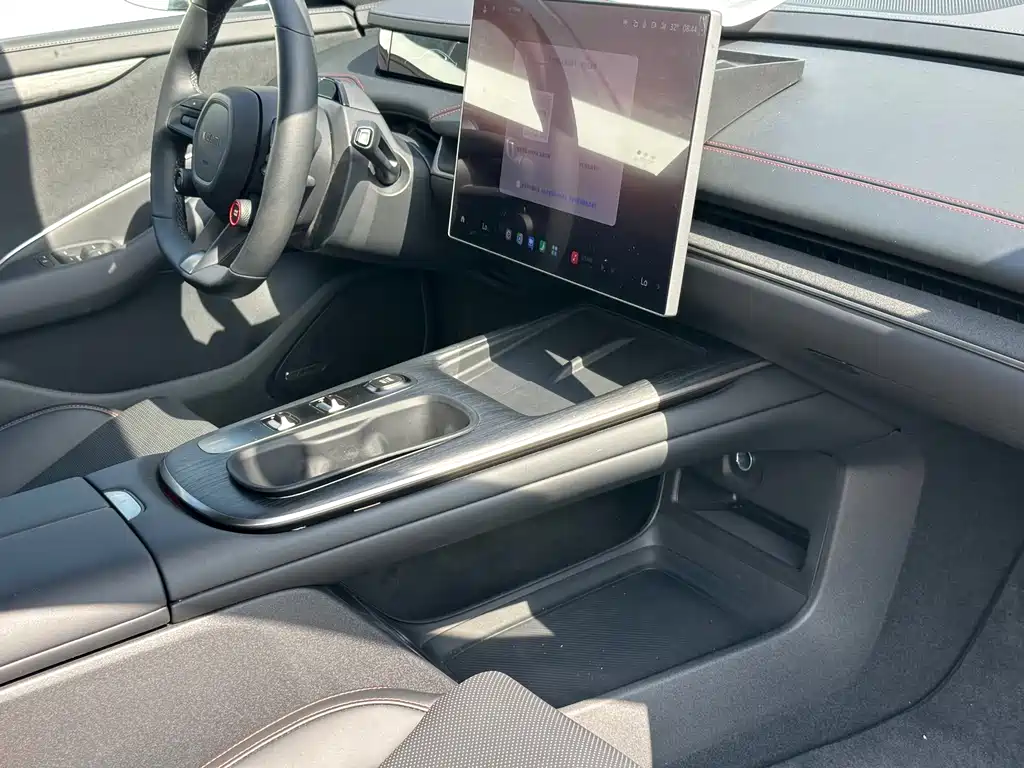 Xiaomi SU7 2024 rear-wheel drive long-range smart driving version купить на сайте DeffCars