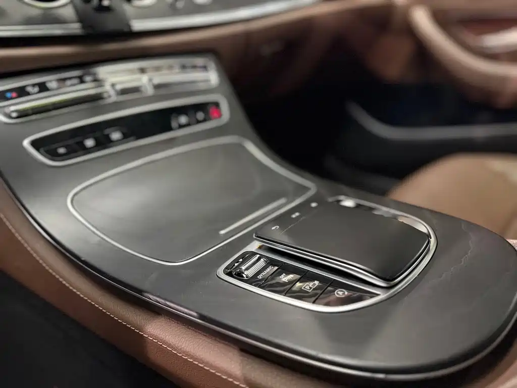 Mercedes-Benz E-Class 2021 E 300 L Sporty and Fashionable купить на сайте DeffCars