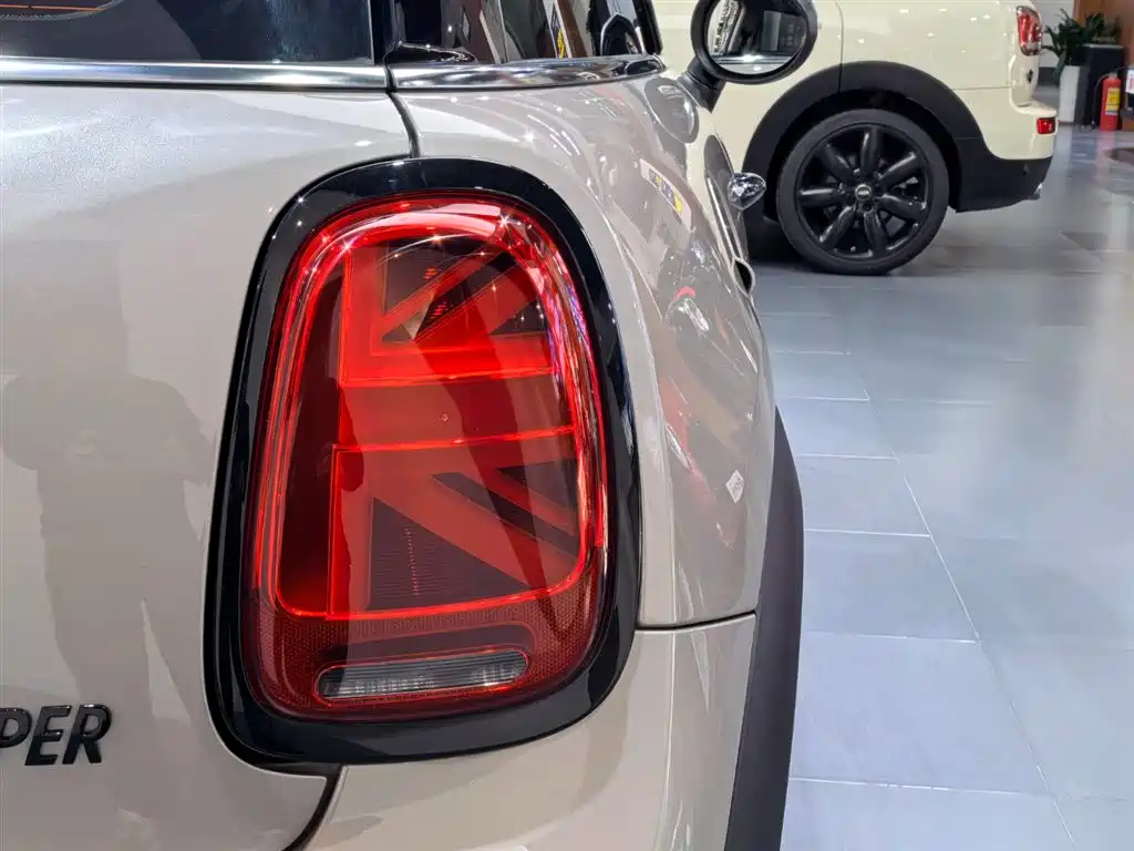 MINI 2022 1.5T COOPER Artist купить на сайте DeffCars