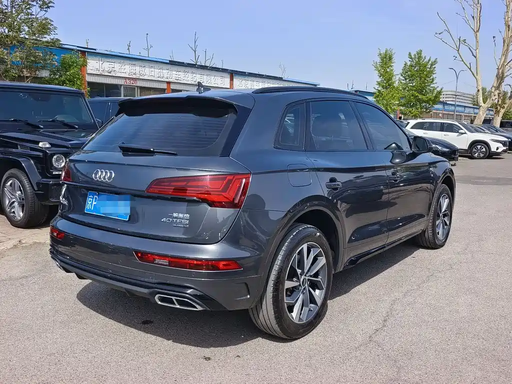 Audi Q5L 2024 40 TFSI luxury and dynamic model купить на сайте DeffCars