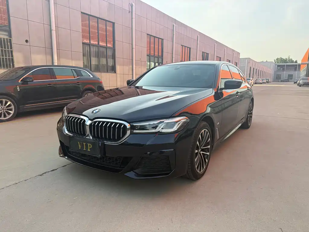 BMW 5 Series 2022 525Li M Sports Package купить на сайте DeffCars