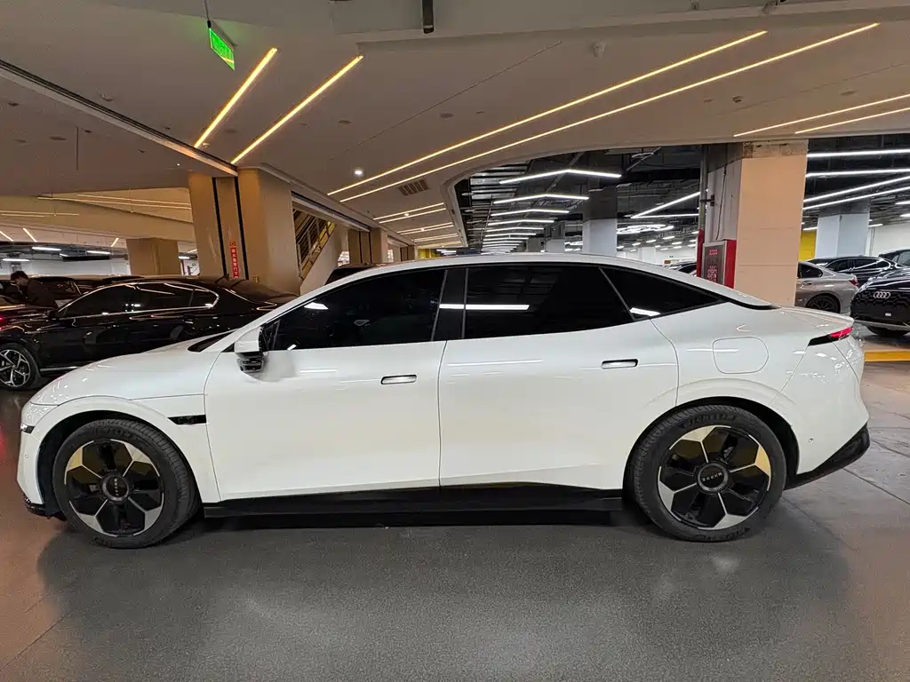 Jikrypton 007 2024 four-wheel drive version 75kWh купить на сайте DeffCars
