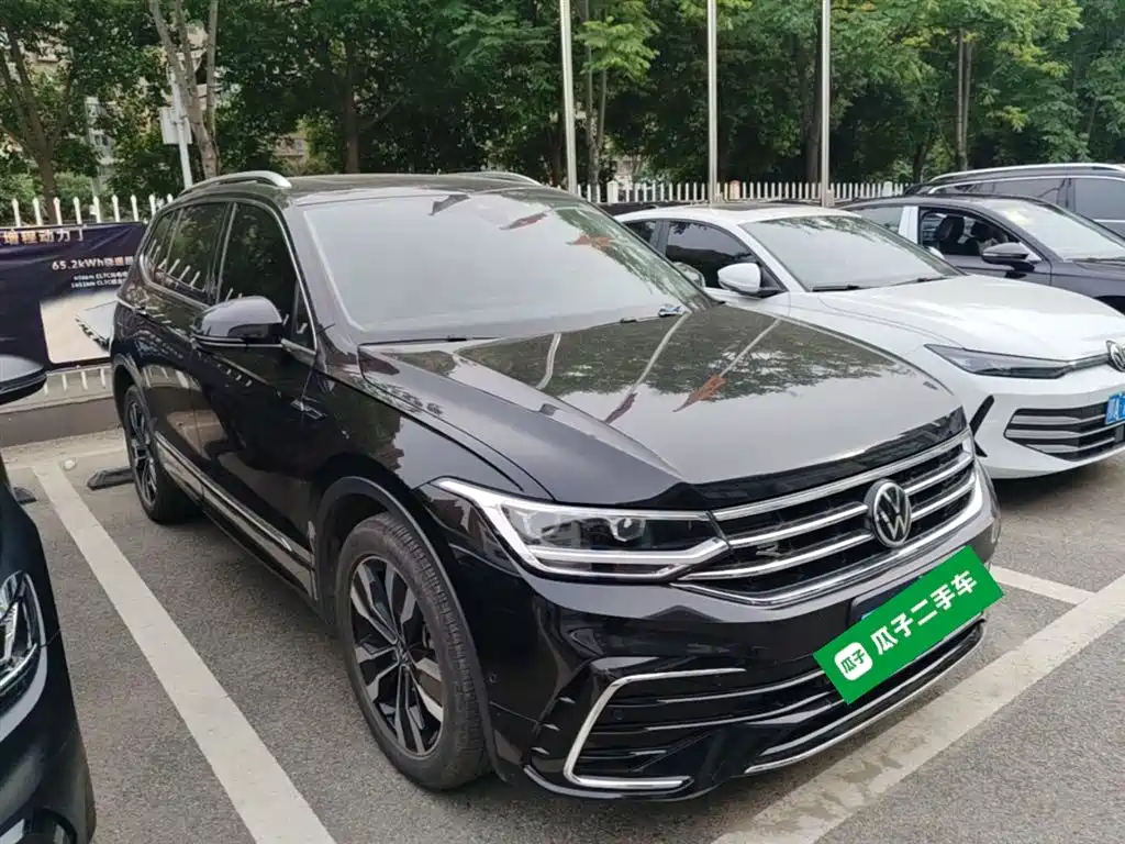Tiguan L 2023 330TSI automatic two-wheel drive R-Line version купить на сайте DeffCars
