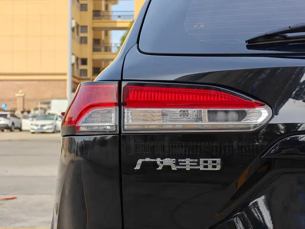 Fenglanda 2022 2.0L CVT Elite Edition купить на сайте DeffCars