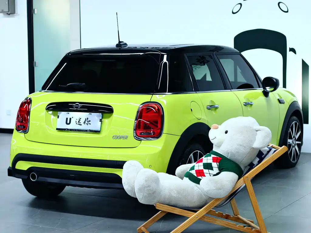 MINI 2023 facelift 1.5T COOPER Artist five-door version купить на сайте DeffCars