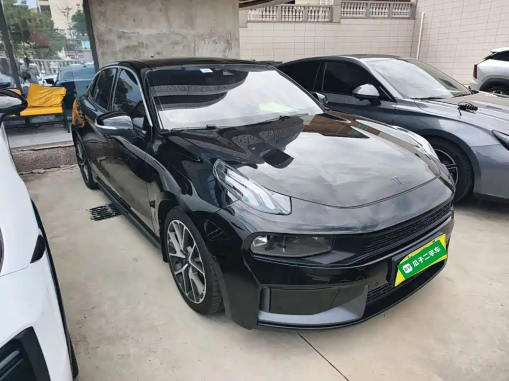 Lynk & Co 03 2022 2.0TD DCT Pro купить на сайте DeffCars