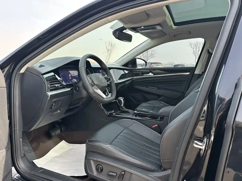 Passat 2023 330TSI Starry Sky Elite Edition купить на сайте DeffCars