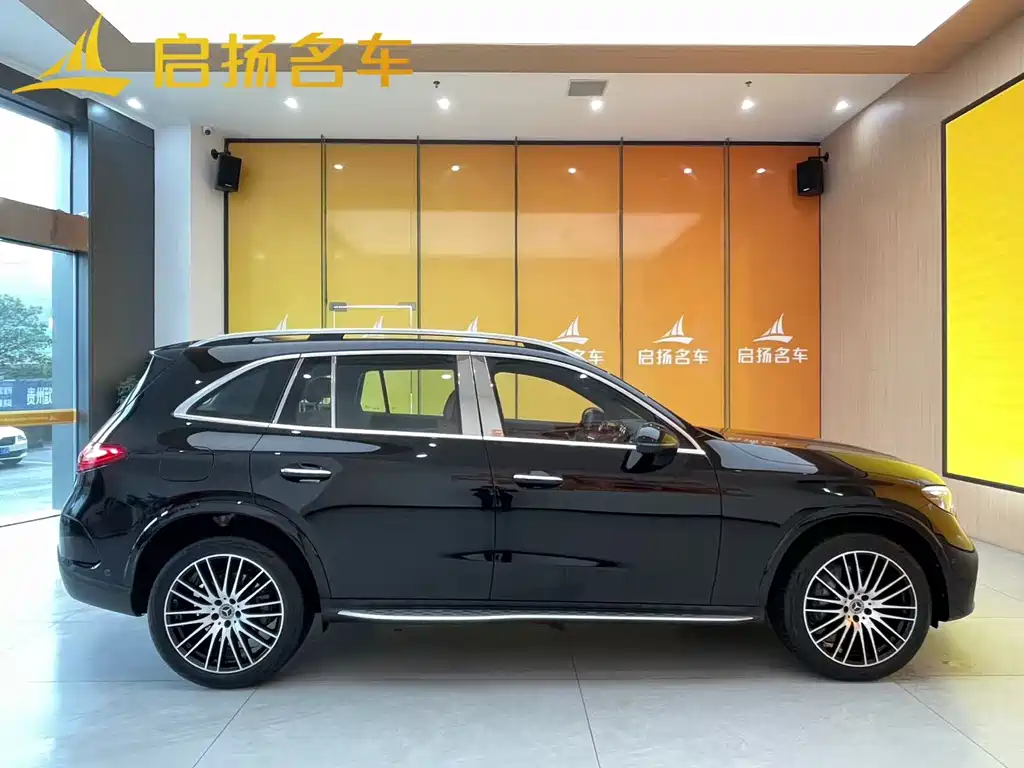 Mercedes-Benz GLC 2024 GLC 300 L 4MATIC luxury model 5 seats купить на сайте DeffCars