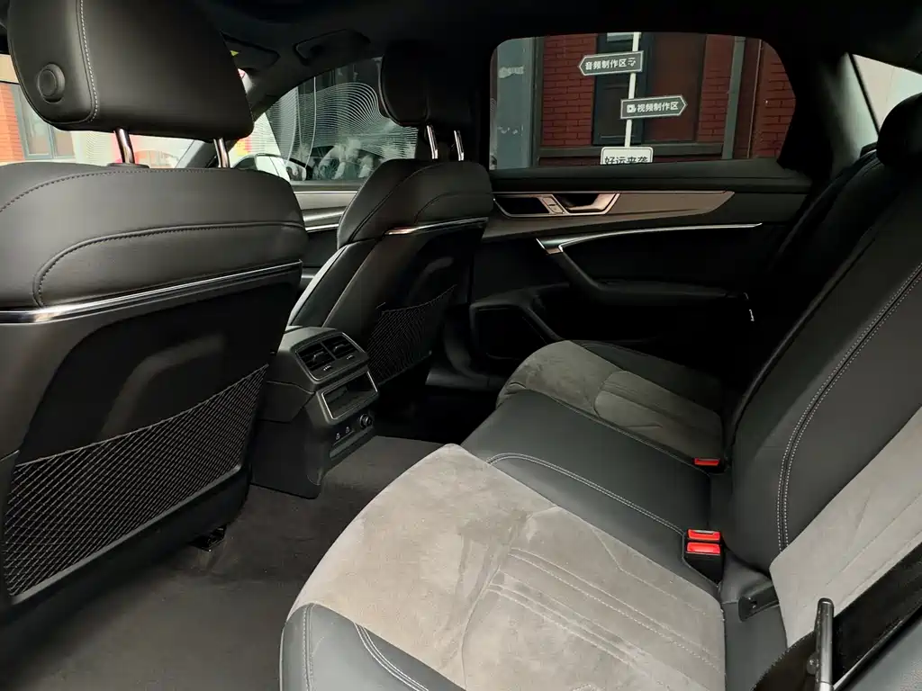Audi A6L 2024 40 TFSI luxury and dynamic model купить на сайте DeffCars