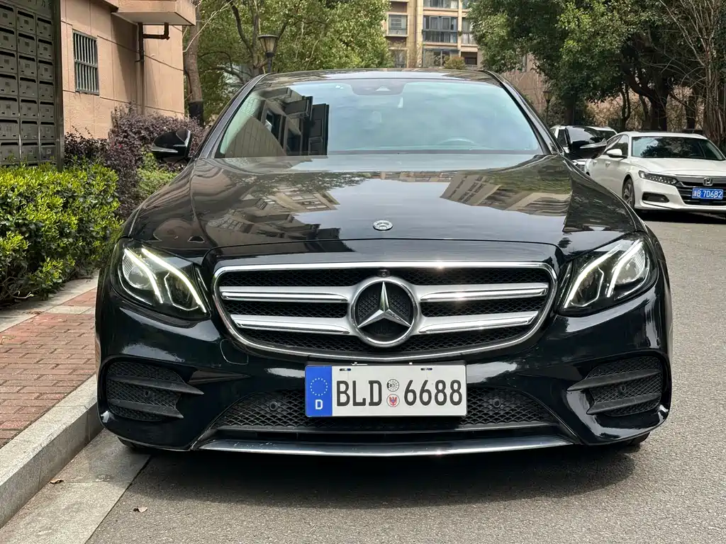 Mercedes-Benz E-Class 2017 E 300 L Sporty and Stylish купить на сайте DeffCars