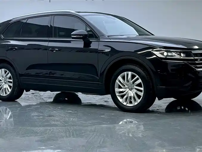 Touareg 2021 2.0TSI Pilot Special Edition купить на сайте DeffCars