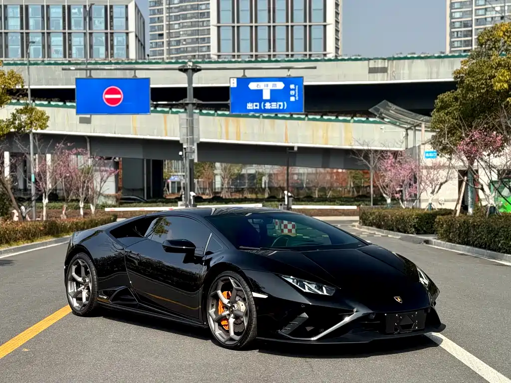 Huracán 2020 Huracán EVO RWD купить на сайте DeffCars