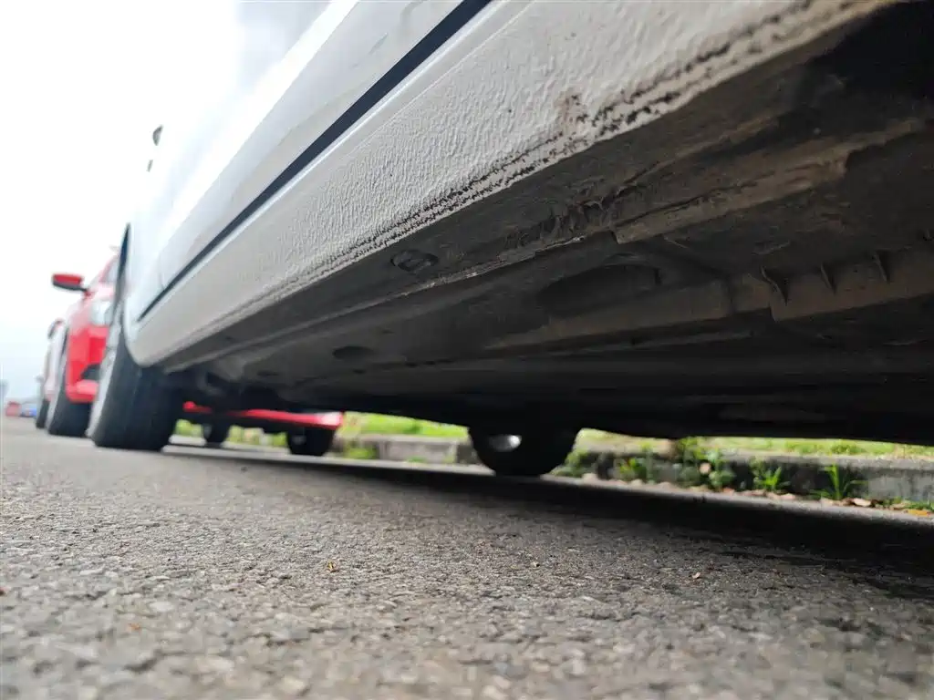 Golf 2017 230TSI automatic luxury millionth commemorative edition купить на сайте DeffCars