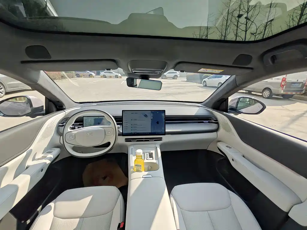 Xpeng G6 2025 model 625 long battery life Max flagship version купить на сайте DeffCars